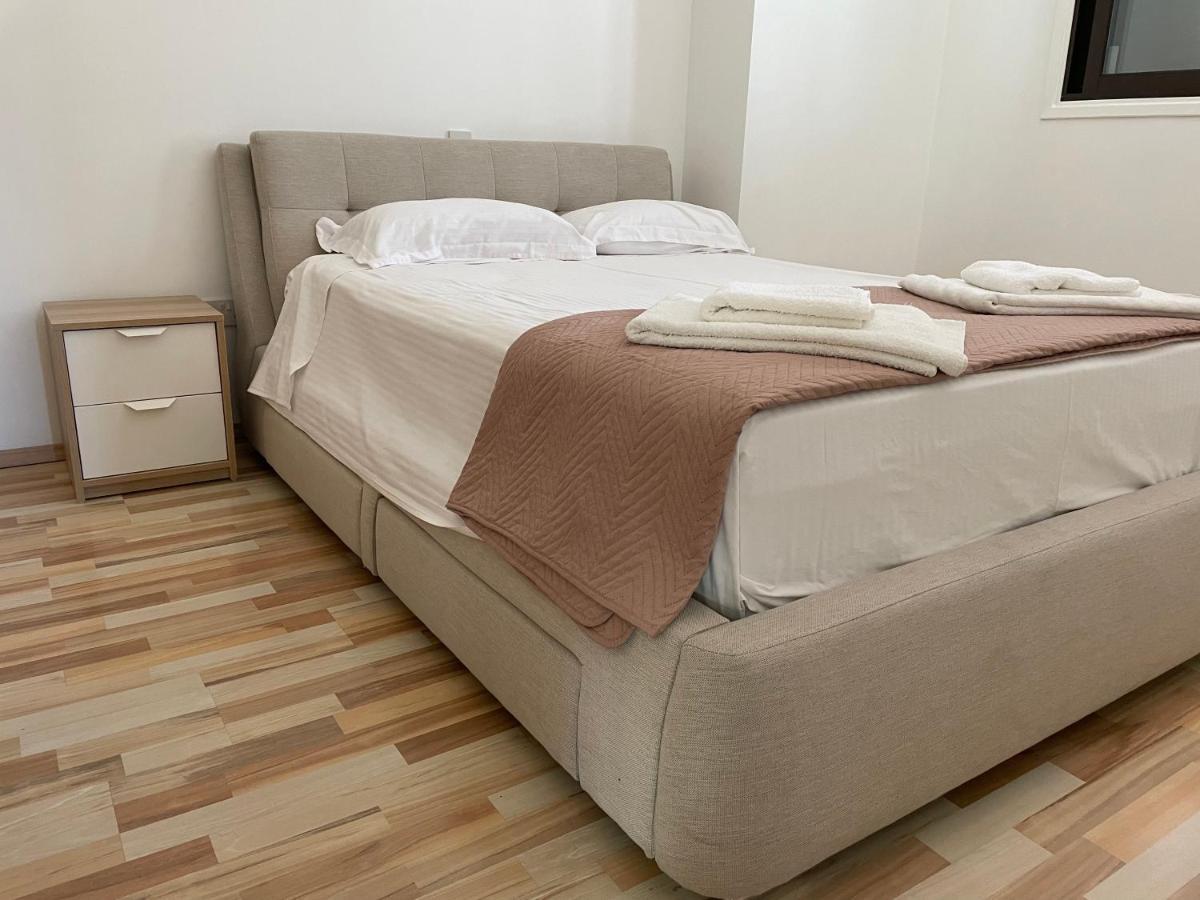 Modern Luxury Apartment In The Heart Of 니코시아 외부 사진